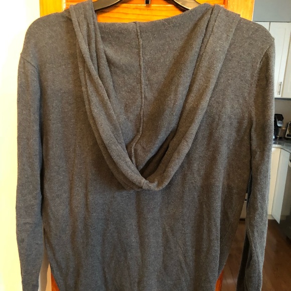 🍌 BANANA REPUBLIC Women’s Sweater, size Small - Picture 4 of 5